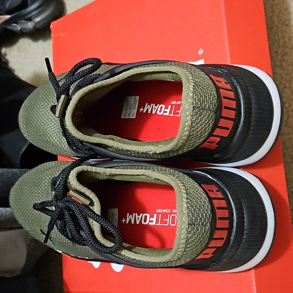 Puma - Picture 2 of 3